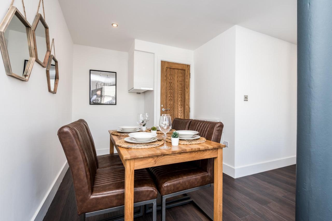 Central Aparthotel By Ustay Liverpool Esterno foto