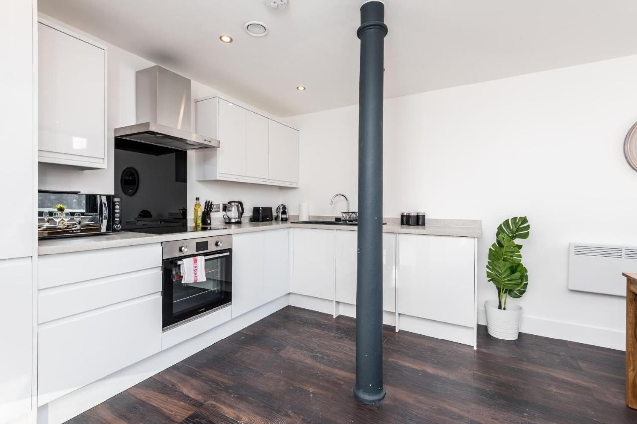 Central Aparthotel By Ustay Liverpool Esterno foto