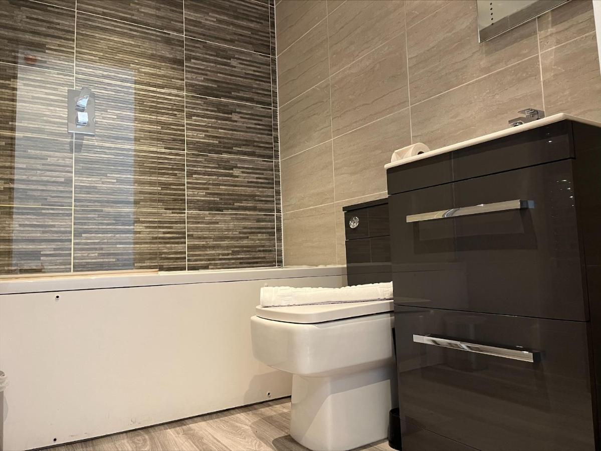 Central Aparthotel By Ustay Liverpool Esterno foto