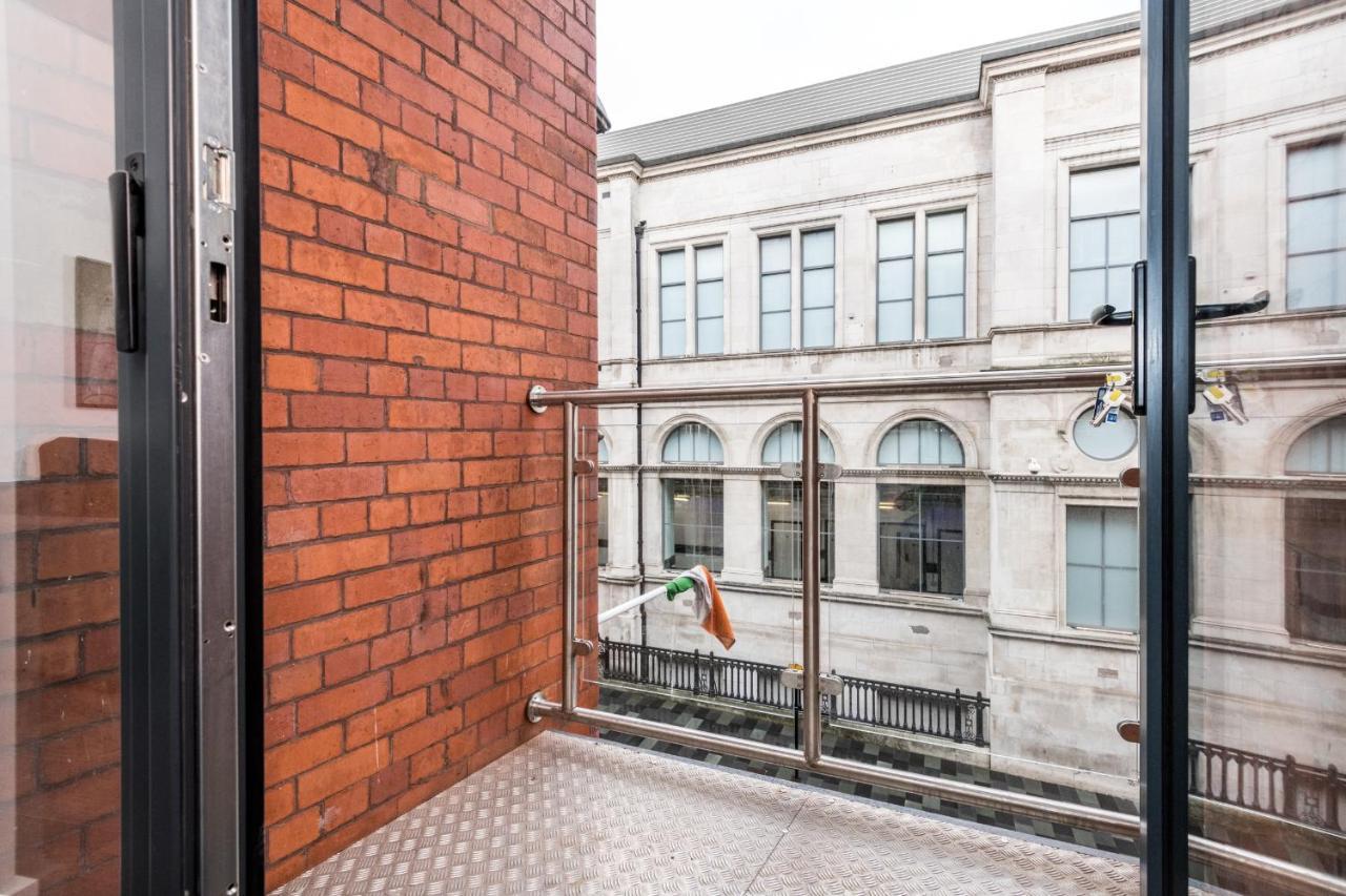 Central Aparthotel By Ustay Liverpool Esterno foto